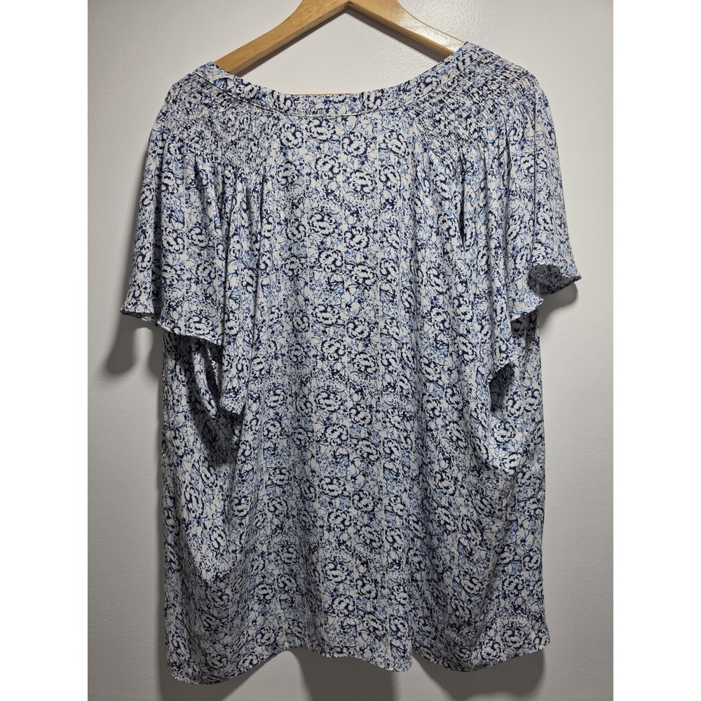 Rose + Olive Womens Floral Blouse Plus Size 3X Button Up Tunic Short Sleeve - Picture 2 of 8